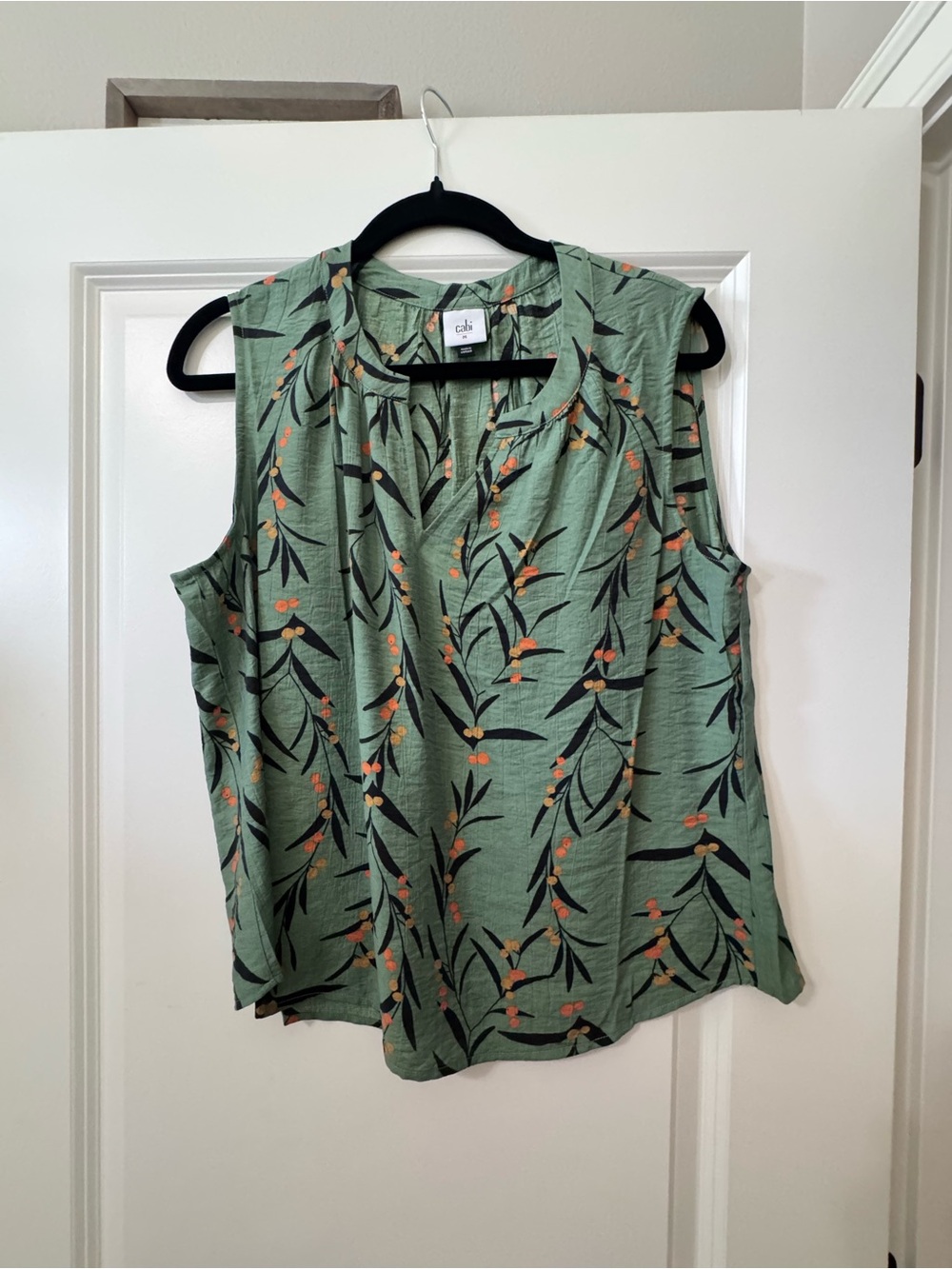 CAbi "Claire Top" Sage Green Sleeveless Floral-Branch Camisole Women's Medium
